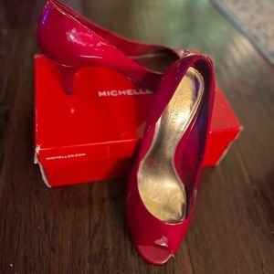 Red woman’s shoes size 8 1/2